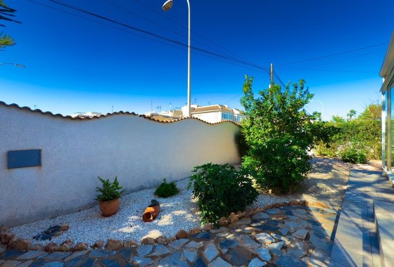 Reventa - Villa - Torrevieja - Urb. El Chaparral