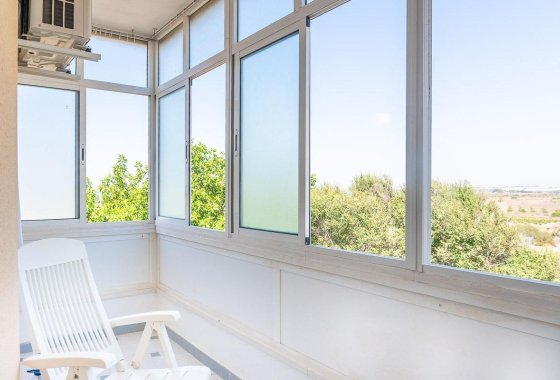 Resale - Apartment / flat - Torrevieja - La Mata pueblo