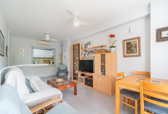 Resale - Apartment / flat - Orihuela Costa - Campoamor