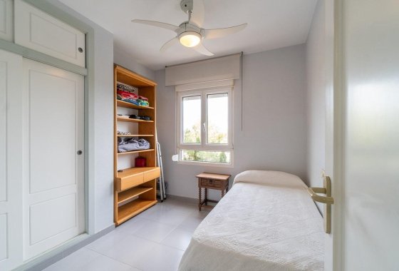Resale - Apartment / flat - Orihuela Costa - Campoamor