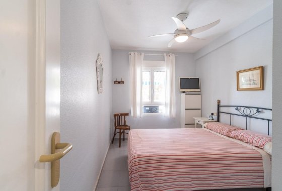 Resale - Apartment / flat - Orihuela Costa - Campoamor
