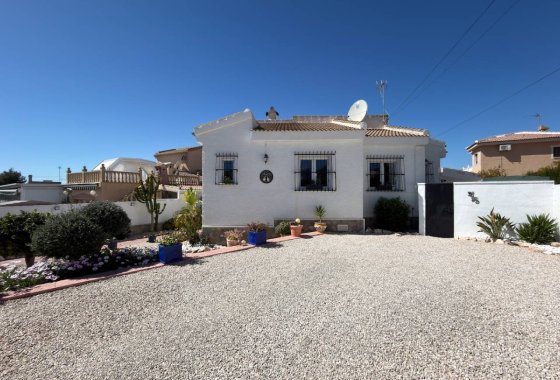 Återförsäljning - Villa - Ciudad Quesada