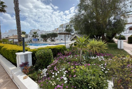 Återförsäljning - Villa - Ciudad Quesada