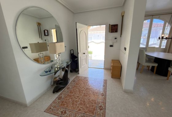 Återförsäljning - Villa - Ciudad Quesada