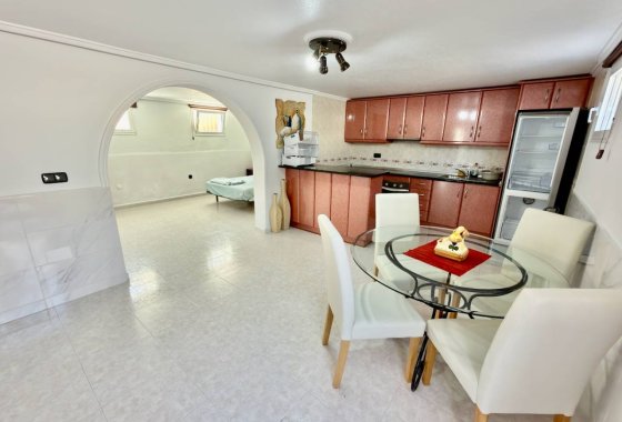Återförsäljning - Villa - Ciudad Quesada