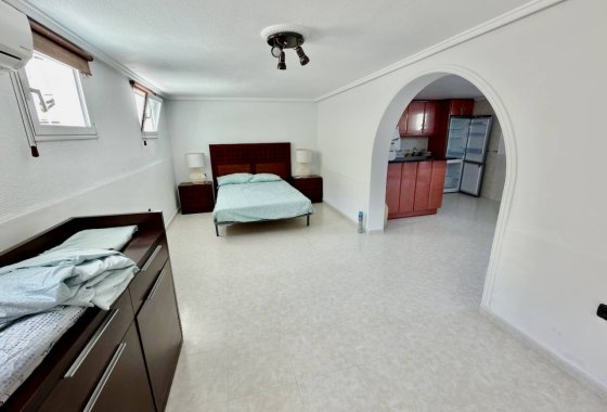 Återförsäljning - Villa - Ciudad Quesada