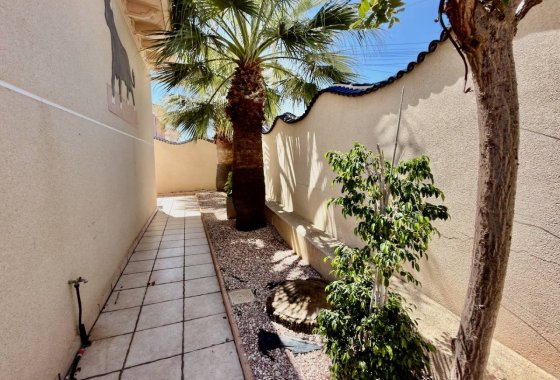 Återförsäljning - Villa - Ciudad Quesada