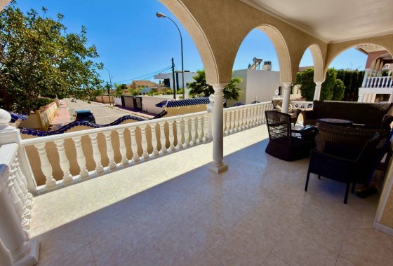 Återförsäljning - Villa - Ciudad Quesada