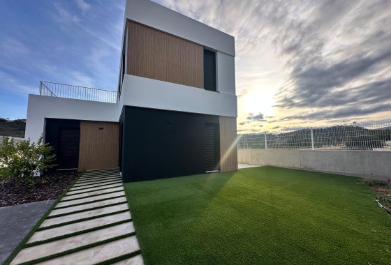 Obra nueva - Adosado - Finestrat