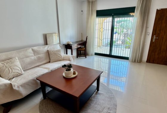 Återförsäljning - Villa - Ciudad Quesada - Doña Pepa