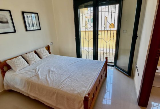 Återförsäljning - Villa - Ciudad Quesada - Doña Pepa