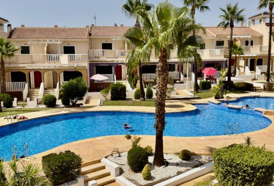 Återförsäljning - Villa - Ciudad Quesada - Doña Pepa