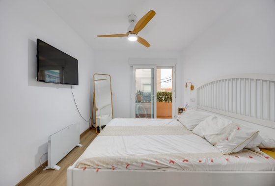 Reventa - Apartamento / piso - Torrevieja - playa de los naufragos
