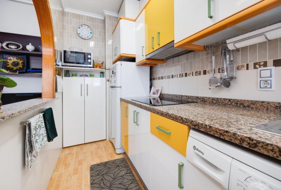 Reventa - Apartamento / piso - Torrevieja - Playa del Acequión
