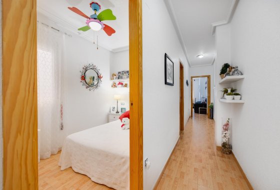 Reventa - Apartamento / piso - Torrevieja - Playa del Acequión