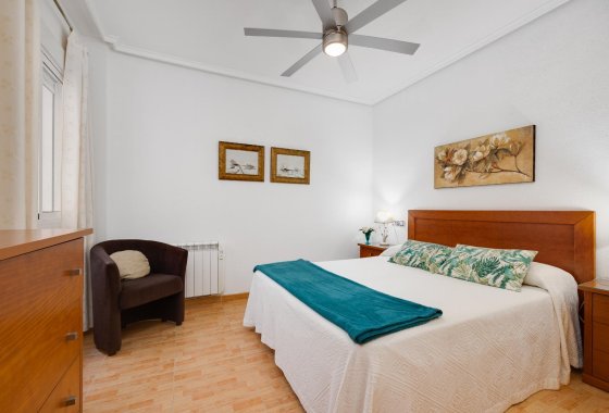 Reventa - Apartamento / piso - Torrevieja - Playa del Acequión
