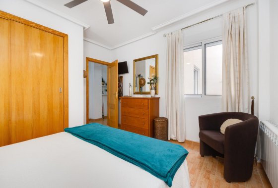 Reventa - Apartamento / piso - Torrevieja - Playa del Acequión