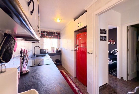 Reventa - Apartamento / piso - Torrevieja - El Acequión - Los Náufragos