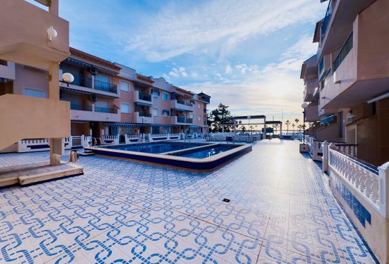 Reventa - Apartamento / piso - Torrevieja - El Acequión - Los Náufragos