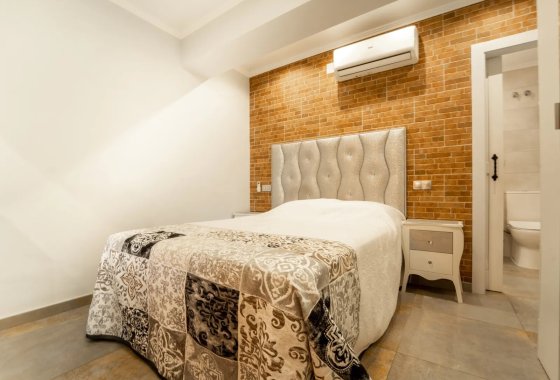 Reventa - Apartamento / piso - Torrevieja - Playa del Cura