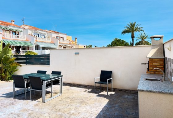 Resale - Townhouse - Torrevieja - Urb. Torrealmendros
