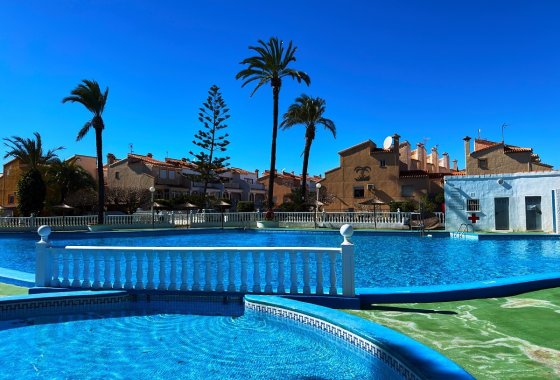 Resale - Townhouse - Torrevieja - Urb. Torrealmendros