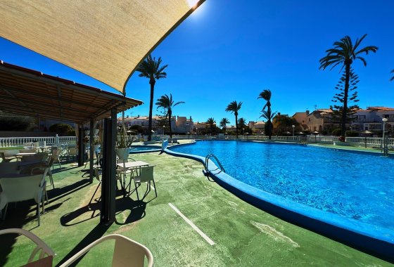 Resale - Townhouse - Torrevieja - Urb. Torrealmendros