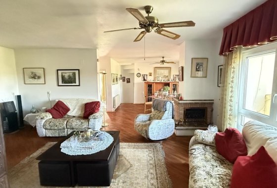 Resale - Villa - Dehesa de Campoamor - Las Ramblas Golf