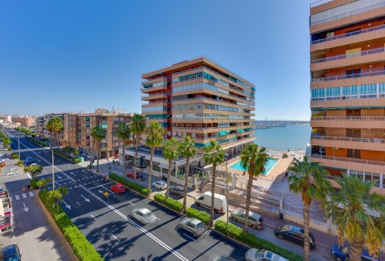 Återförsäljning - Lägenhet / lägenhet - Torrevieja - Playa del Acequión