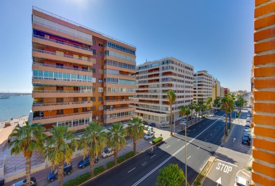 Återförsäljning - Lägenhet / lägenhet - Torrevieja - Playa del Acequión