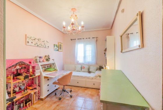 Återförsäljning - Villa - Orihuela Costa - Los Balcones