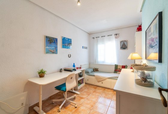 Återförsäljning - Villa - Orihuela Costa - Los Balcones
