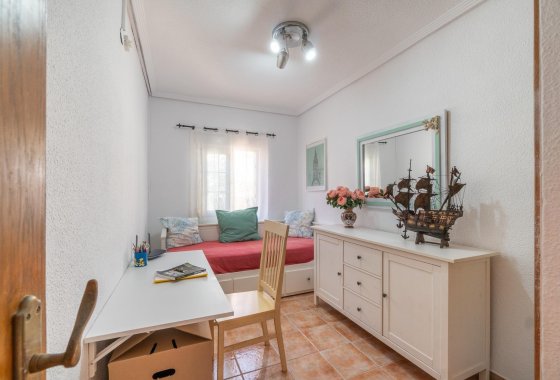 Återförsäljning - Villa - Orihuela Costa - Los Balcones