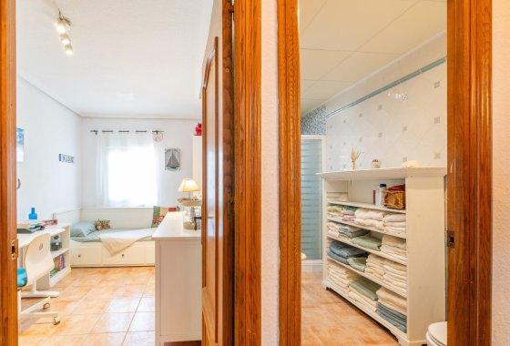 Återförsäljning - Villa - Orihuela Costa - Los Balcones