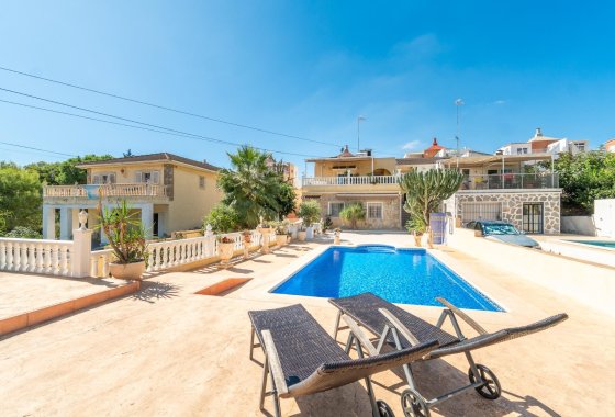 Återförsäljning - Villa - Orihuela Costa - Los Balcones