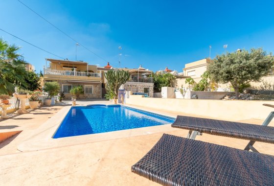 Återförsäljning - Villa - Orihuela Costa - Los Balcones