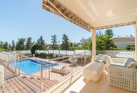 Återförsäljning - Villa - Torrevieja - Torre la mata