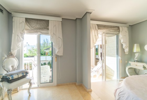 Återförsäljning - Villa - Torrevieja - Torre la mata