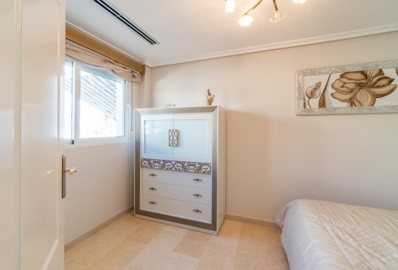 Återförsäljning - Villa - Torrevieja - Torre la mata