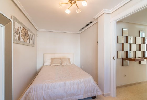 Återförsäljning - Villa - Torrevieja - Torre la mata