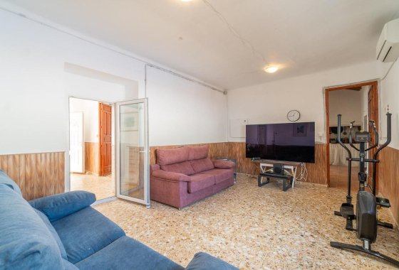 Resale - Villa - Torre - Pacheco - Roldán