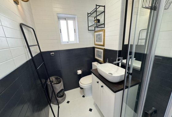 Resale - Bungalow - Torrevieja - Los Altos