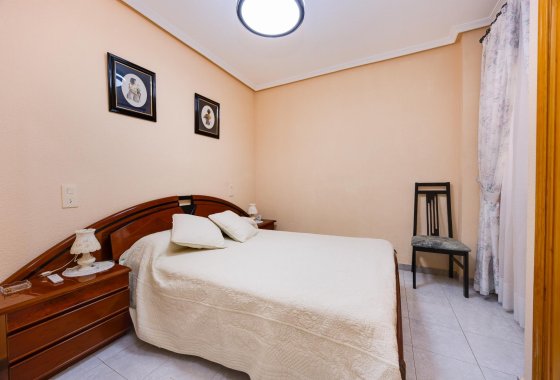 Resale - Apartment / flat - Torrevieja - Playa del Cura