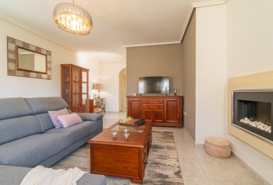 Resale - Villa - Orihuela Costa - Playa Flamenca