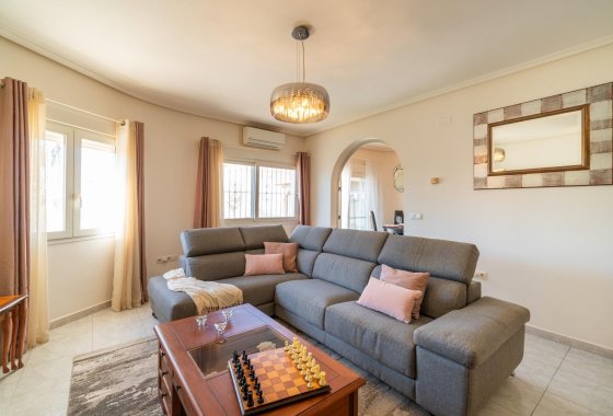 Resale - Villa - Orihuela Costa - Playa Flamenca