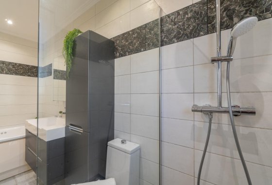 Resale - Villa - Orihuela Costa - Playa Flamenca