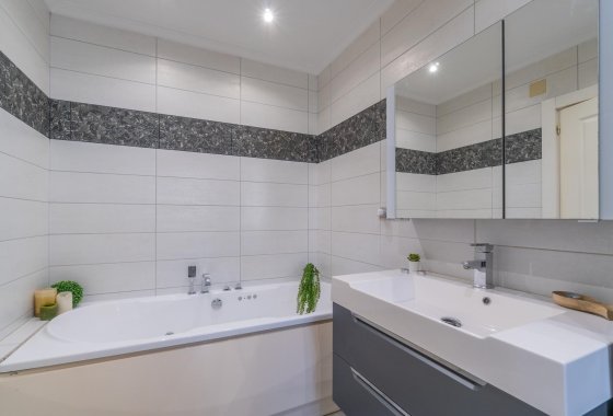 Resale - Villa - Orihuela Costa - Playa Flamenca