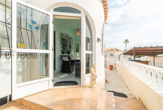 Resale - Villa - Orihuela Costa - La Florida