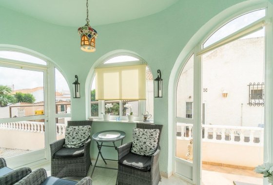 Resale - Villa - Orihuela Costa - La Florida
