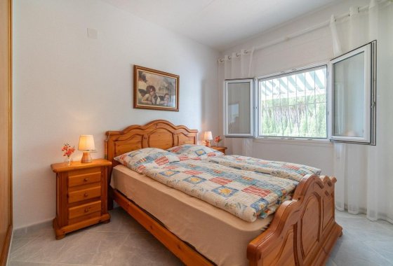 Resale - Villa - Orihuela Costa - La Florida